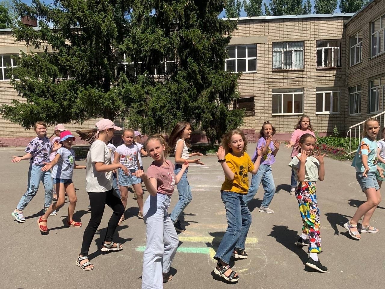 Фотографии летнего лагеря.